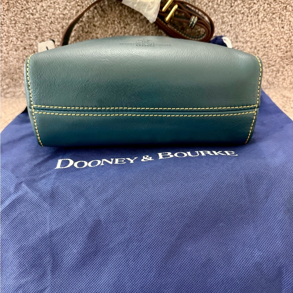 NWT Dooney & Bourke Allison Crossbody - Picture 3 of 5